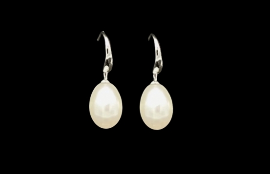 Silver Pearl Earrings Evita P. 8 x 9,5 mm